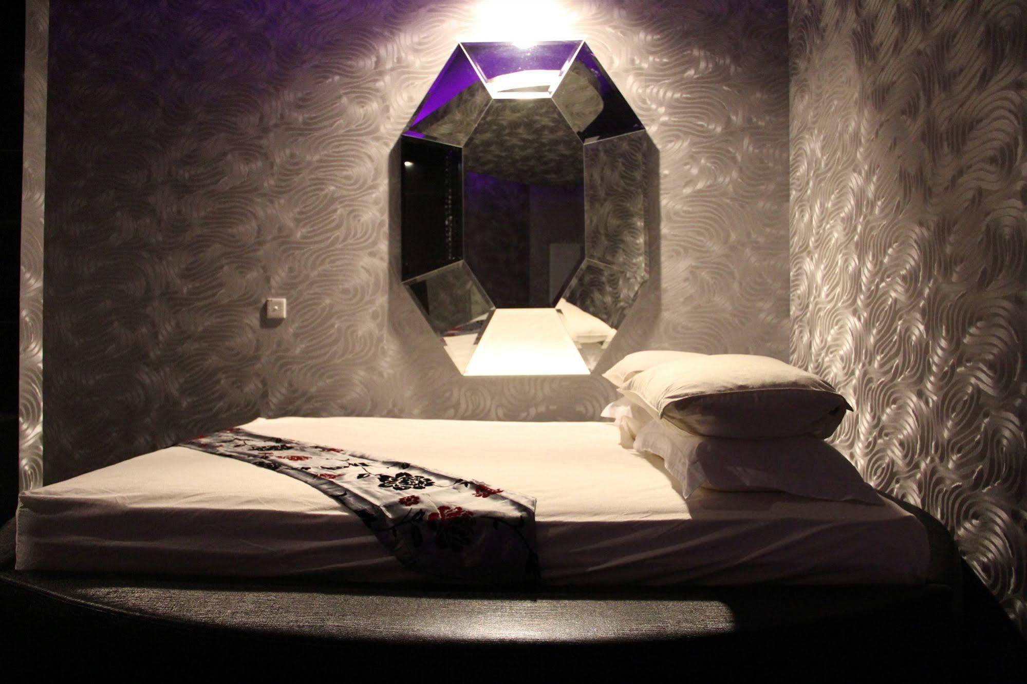 Love Inn Boutique Hotel Kuala Lumpur Buitenkant foto