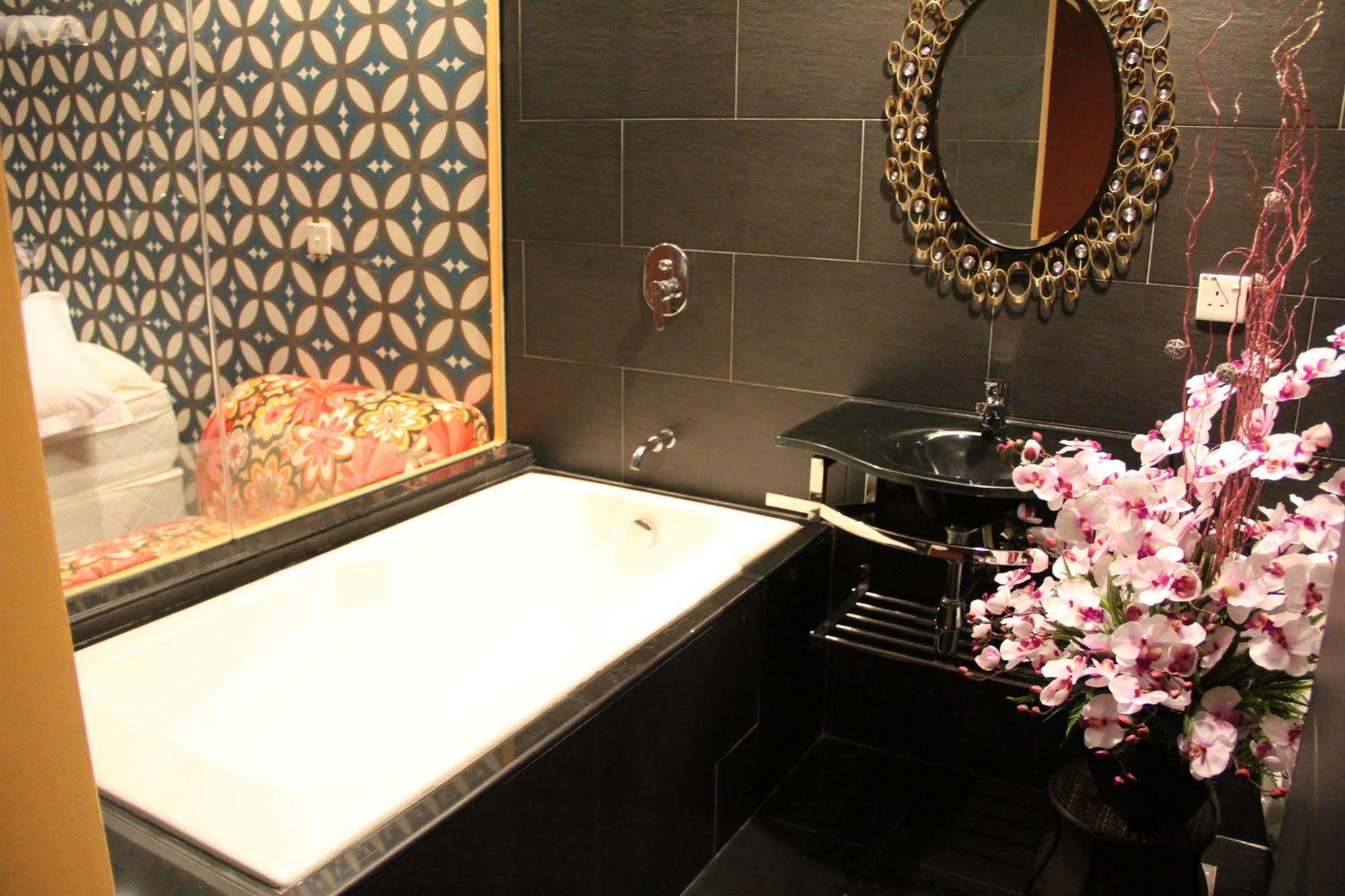Love Inn Boutique Hotel Kuala Lumpur Buitenkant foto
